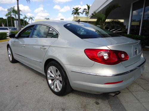 Volkswagen CC 2009 photo 3