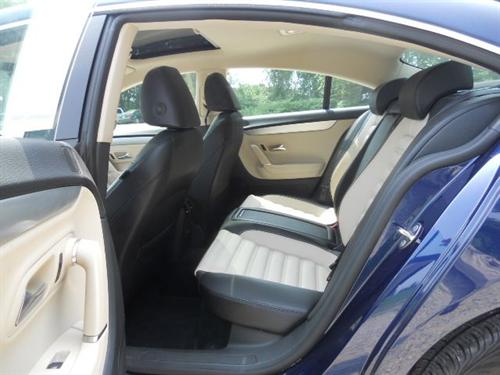 Volkswagen CC 2009 photo 1