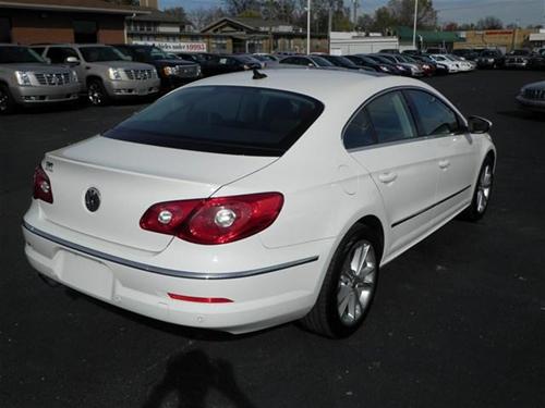 Volkswagen CC 2009 photo 3