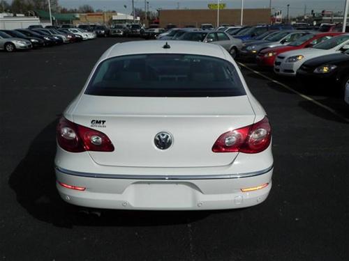 Volkswagen CC 2009 photo 4