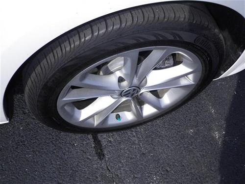 Volkswagen CC 2009 photo 5