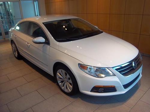 Volkswagen CC 2009 photo 1