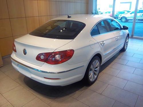 Volkswagen CC 2009 photo 3