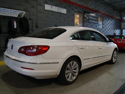 Volkswagen CC 2009 photo 4