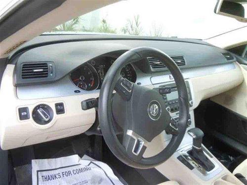 Volkswagen CC 2009 photo 1
