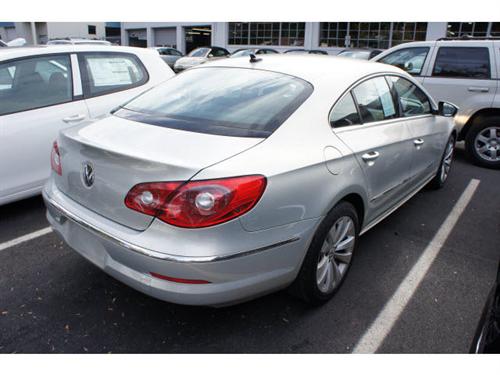 Volkswagen CC 2009 photo 3
