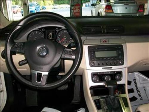 Volkswagen CC 2009 photo 4