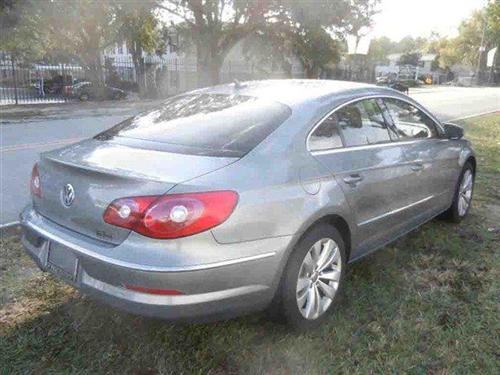 Volkswagen CC 2009 photo 2