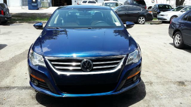 Volkswagen CC 2009 photo 1