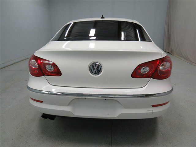 Volkswagen CC 2009 photo 17