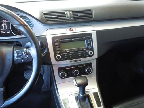 Volkswagen CC 2009 photo 3
