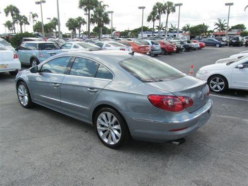 Volkswagen CC 2009 photo 2