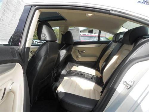 Volkswagen CC 2009 photo 1