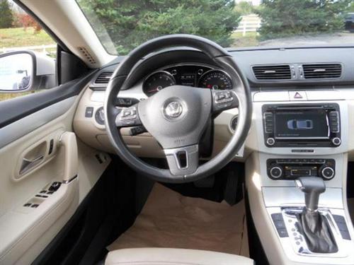 Volkswagen CC 2009 photo 5