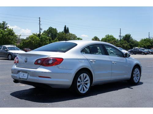 Volkswagen CC 2009 photo 4