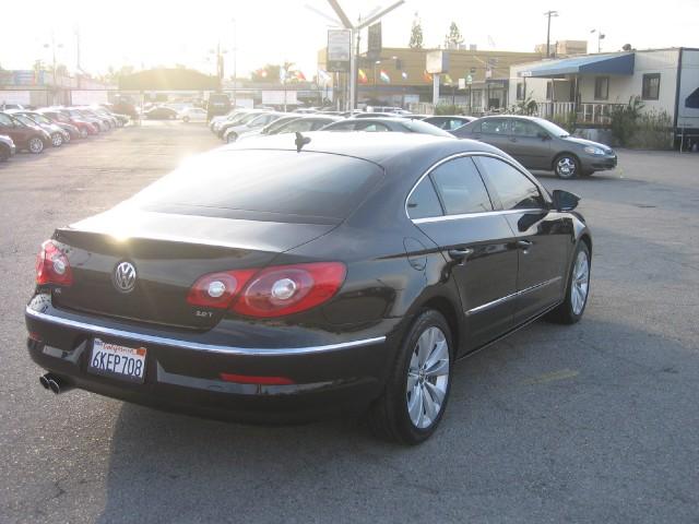 Volkswagen CC 2010 photo 4