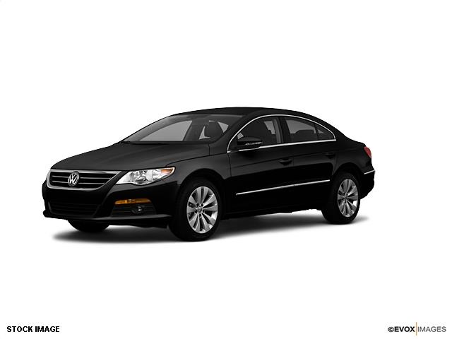 Volkswagen CC 2010 photo 2