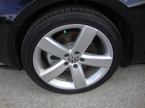 Volkswagen CC 2011 photo 1