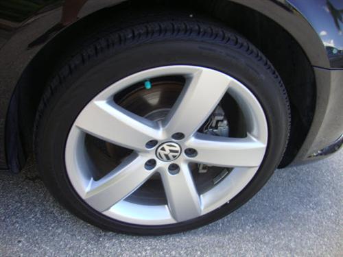 Volkswagen CC 2011 photo 2