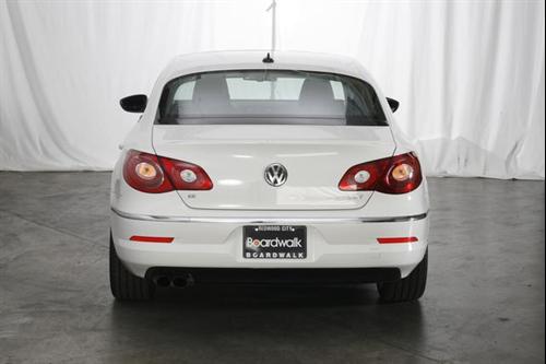 Volkswagen CC 2011 photo 3