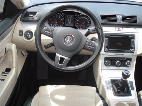 Volkswagen CC 2011 photo 4
