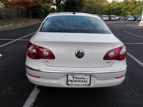 Volkswagen CC 2011 photo 3