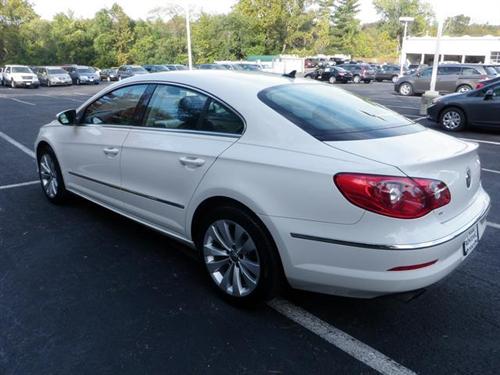 Volkswagen CC 2011 photo 4