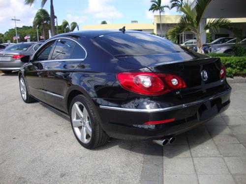 Volkswagen CC 2011 photo 1