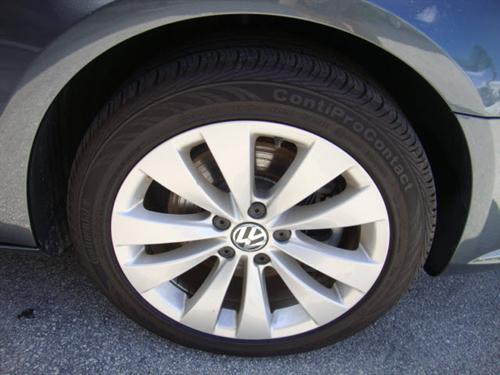 Volkswagen CC 2011 photo 5