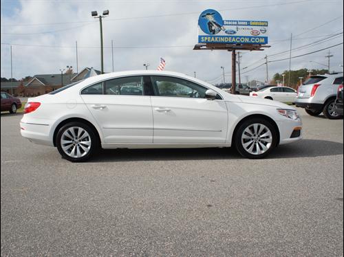 Volkswagen CC 2011 photo 3