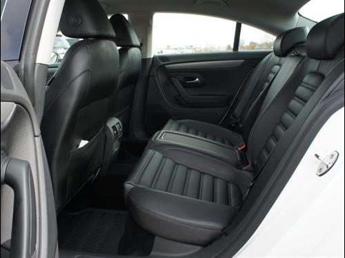 Volkswagen CC 2011 photo 4
