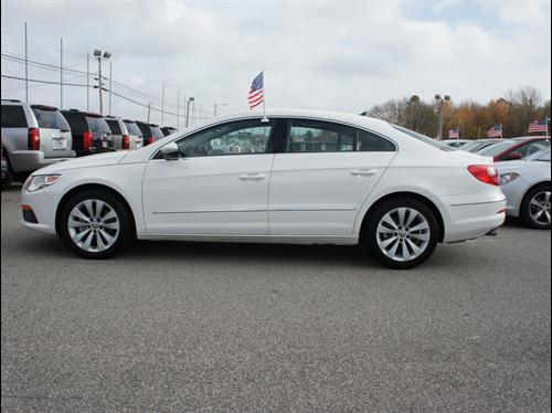 Volkswagen CC 2011 photo 5