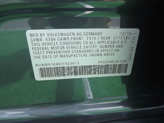 Volkswagen CC 2012 photo 10