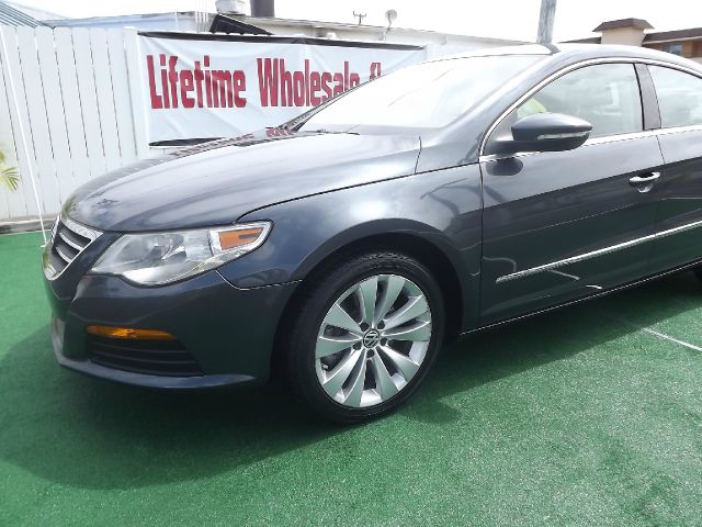 Volkswagen CC 2012 photo 2