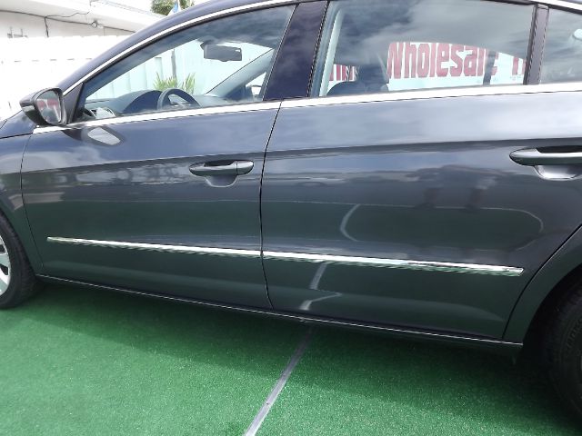 Volkswagen CC 2012 photo 20