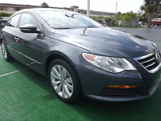 Volkswagen CC 2012 photo 7