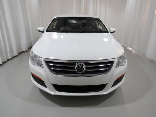Volkswagen CC 2012 photo 1