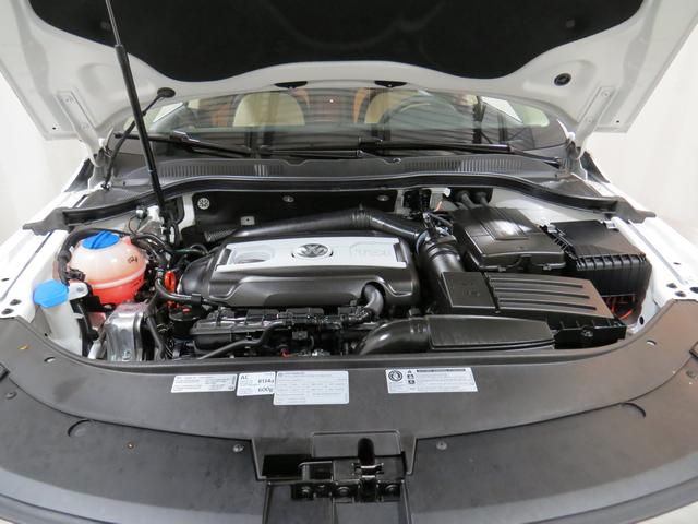 Volkswagen CC 2012 photo 2