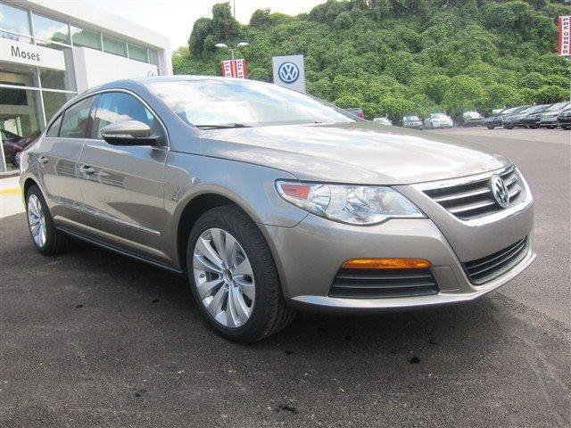 Volkswagen CC 2012 photo 2
