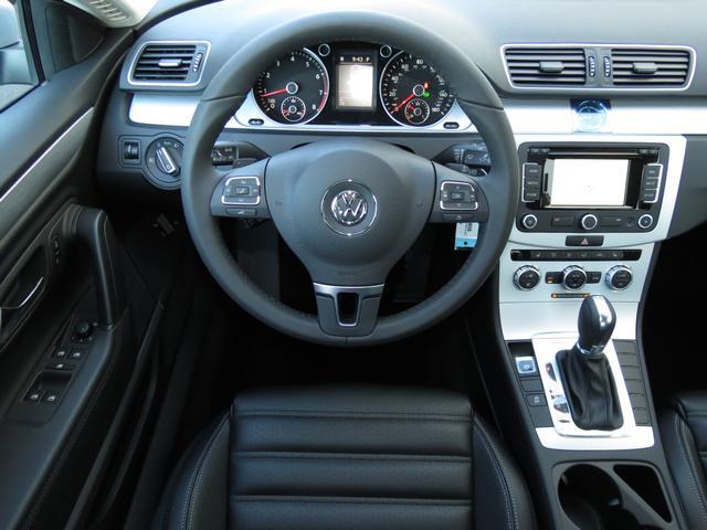 Volkswagen CC 2014 photo 1