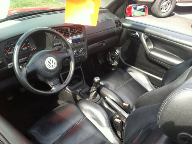 Volkswagen Cabrio FWD 4dr Sport Convertible