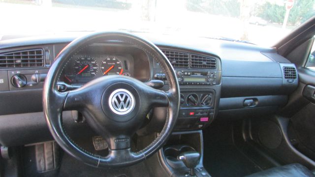 Volkswagen Cabrio SE Crew Cab 4WD FFV Convertible