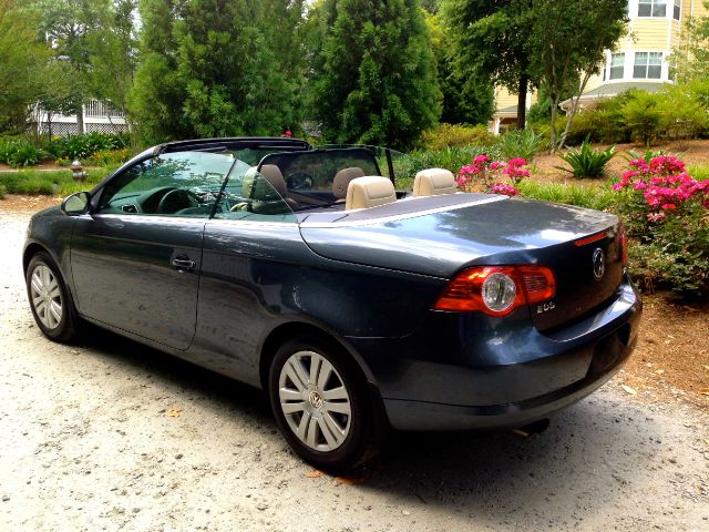 Volkswagen Eos 2007 photo 2