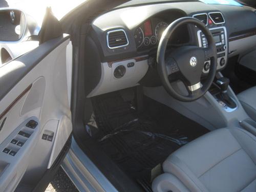 Volkswagen Eos 2008 photo 2