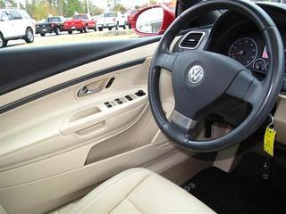 Volkswagen Eos 2008 photo 2