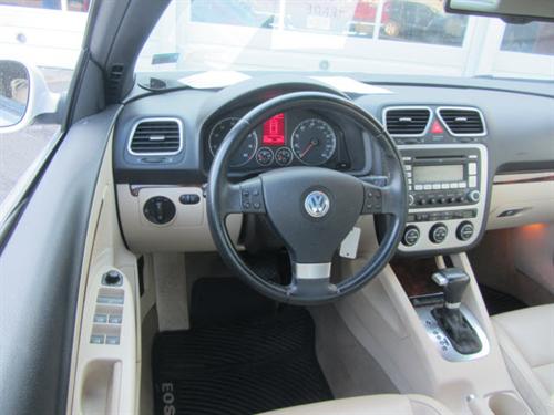 Volkswagen Eos 2008 photo 2