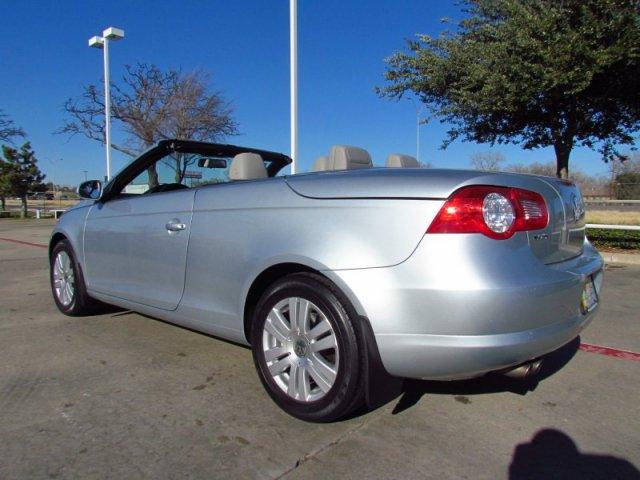 Volkswagen Eos 2008 photo 2