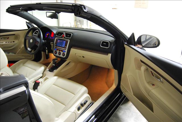 Volkswagen Eos 2008 photo 2