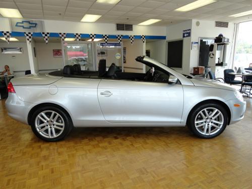 Volkswagen Eos 2009 photo 1