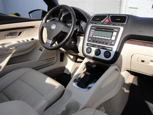 Volkswagen Eos 2009 photo 3